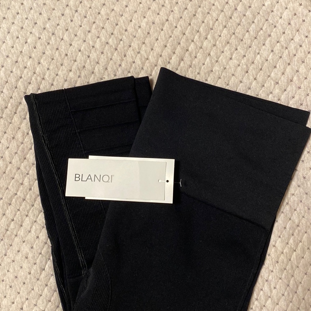 Blanqi Hipster Cuffed Leggings